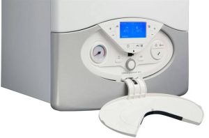 Centrala termica pe gaz in condensatie ARISTON GENUS PREMIUM EVO HP 65 EU, kit de evacuare inclus